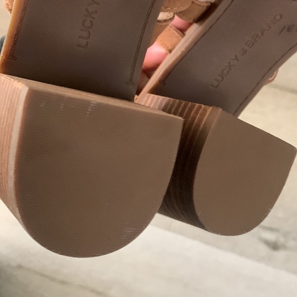 LUCKY BRAND Kyndrah Leather Strappy Zip Back Heeled Sandal Size 9M in Rust Brown - Picture 7 of 13